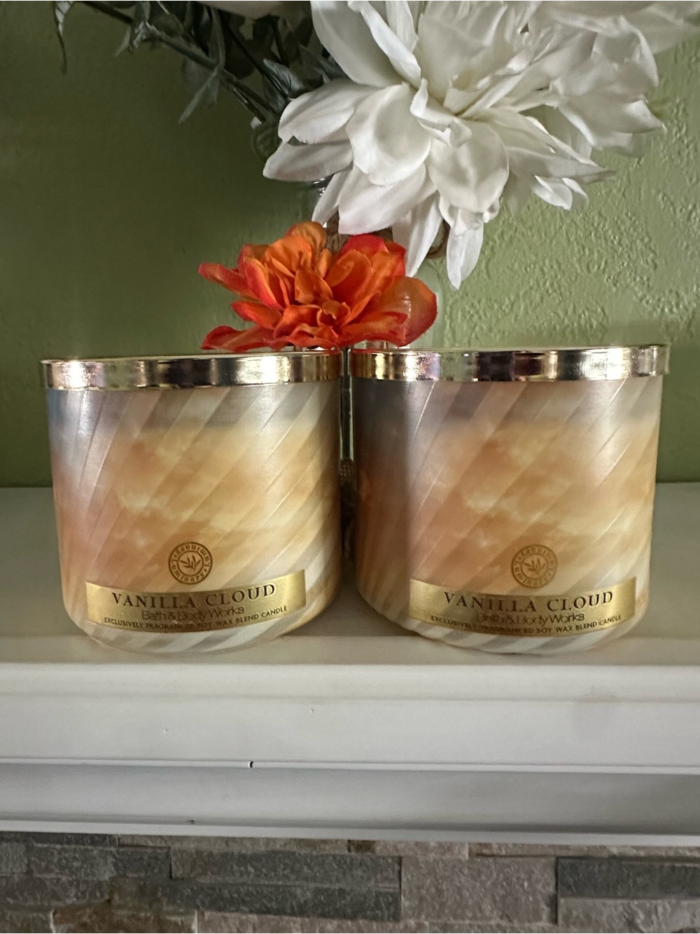 Vanilla Cloud Scented Candle - Gold Ombre Jar X2